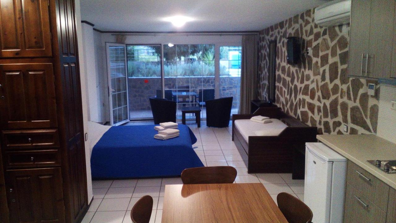 Amimaya Apartments Emporeiós Chambre photo